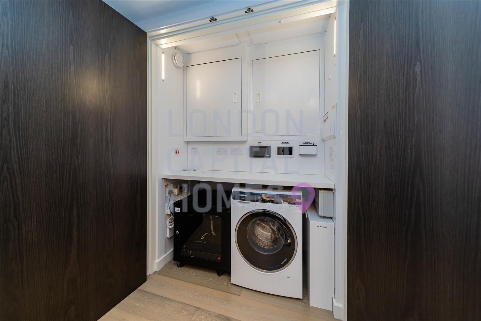 One Thames City, 8 Carnation Way, London